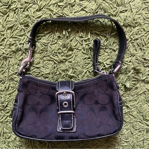 Coach Black Shoulder Bag with Buckle - Picture 1 of 2